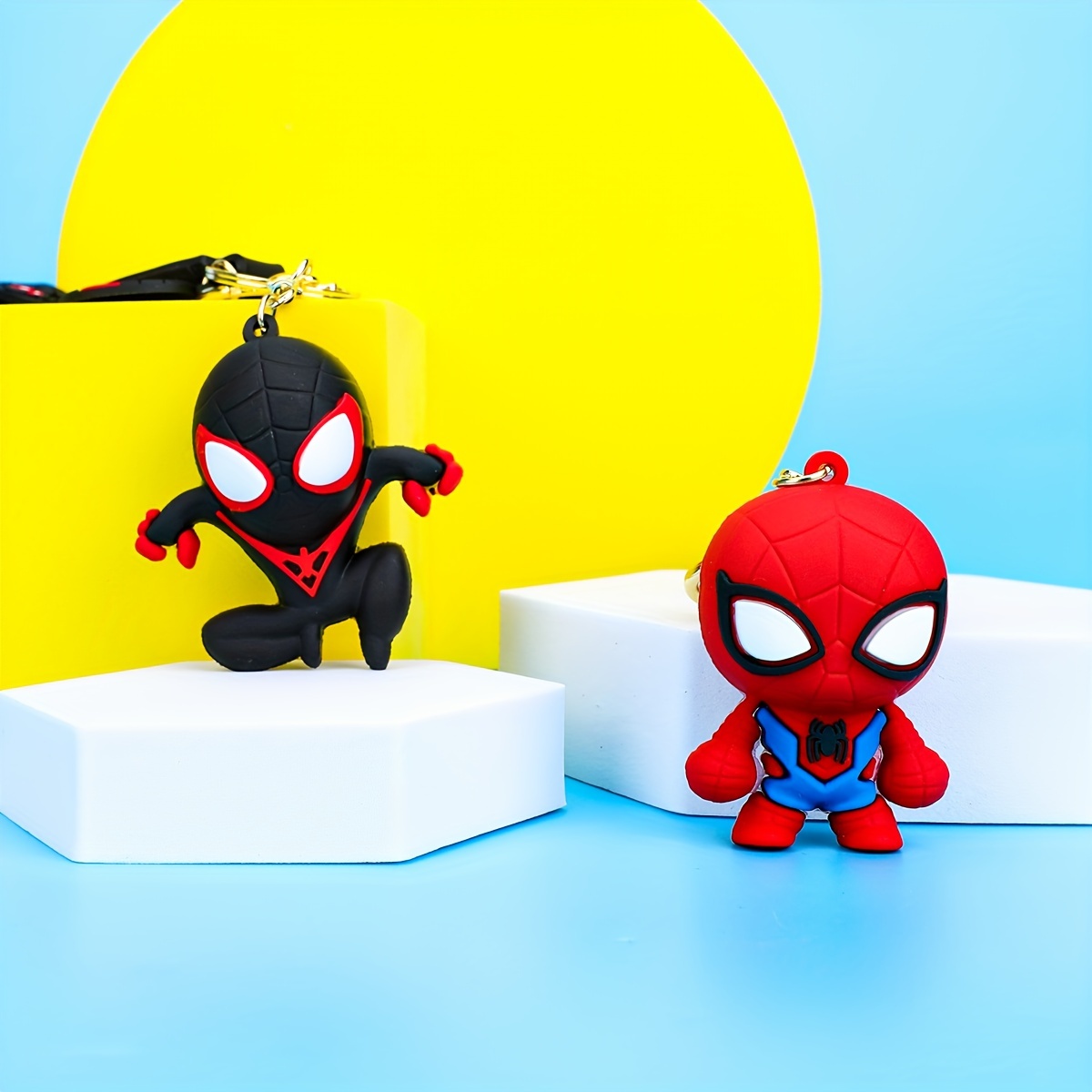 MINISO Marvel Decoration Figure Cute Superhero Playset for Desk Home  Office, Spider-Man
