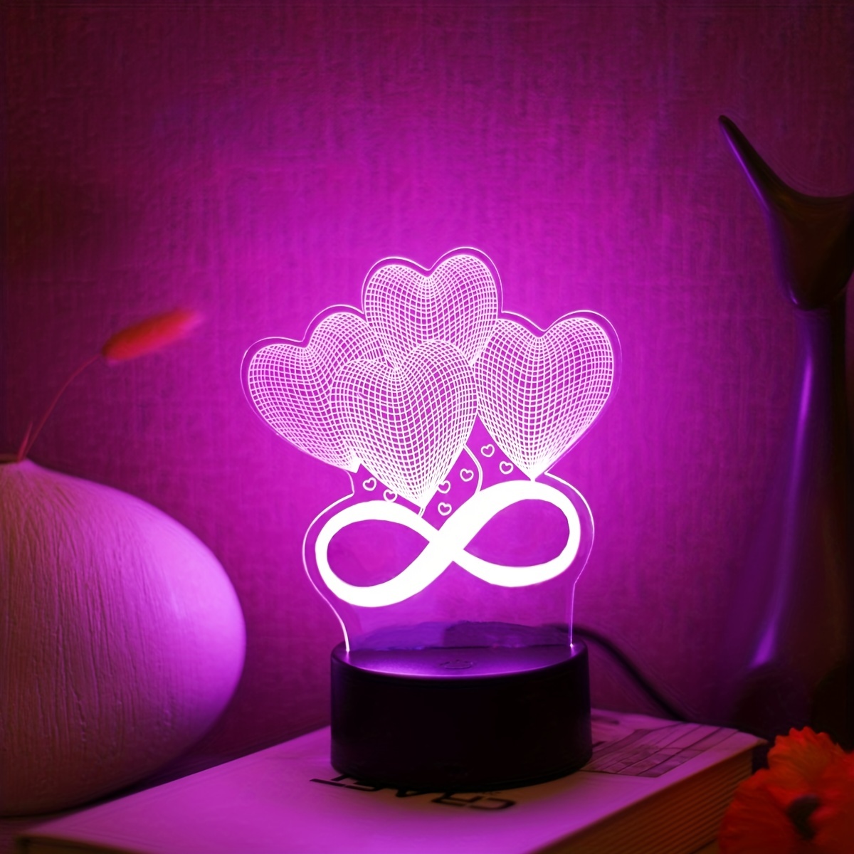 Veilleuse 3D Lampe à LED 3D Creative 3D LED Night lumières de Nuit Nouveaux  Illusion Lampe de Nuit 3D Illusion Lampe de Table pour la Maison Décoratifs  (Emitting Color : Four Hearts) 