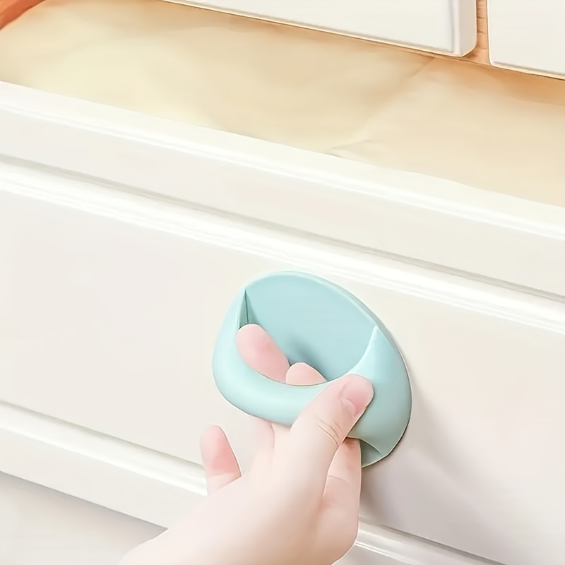 1pc Modern Toilet Lid Lifter with Ergonomic Lever Mechanism - Space-Saving Hygienic Lift System for Doors, Windows, Cupboards, Refrigerators - Toilet Seat raiser, Easy Installation (No Drilling Required) - Compatible with Modern Bathrooms & Multi-Room Use - Compact & Durable Design - Smooth Operation & Long-Lasting - Multi-Purpose Use for Doors, Windows, Cabinets & Fridges, Toilet Cover Lifter, Cute Toilet Lid Lifter Handle, Toilet Lid Puller, Toilet Seat Lid,