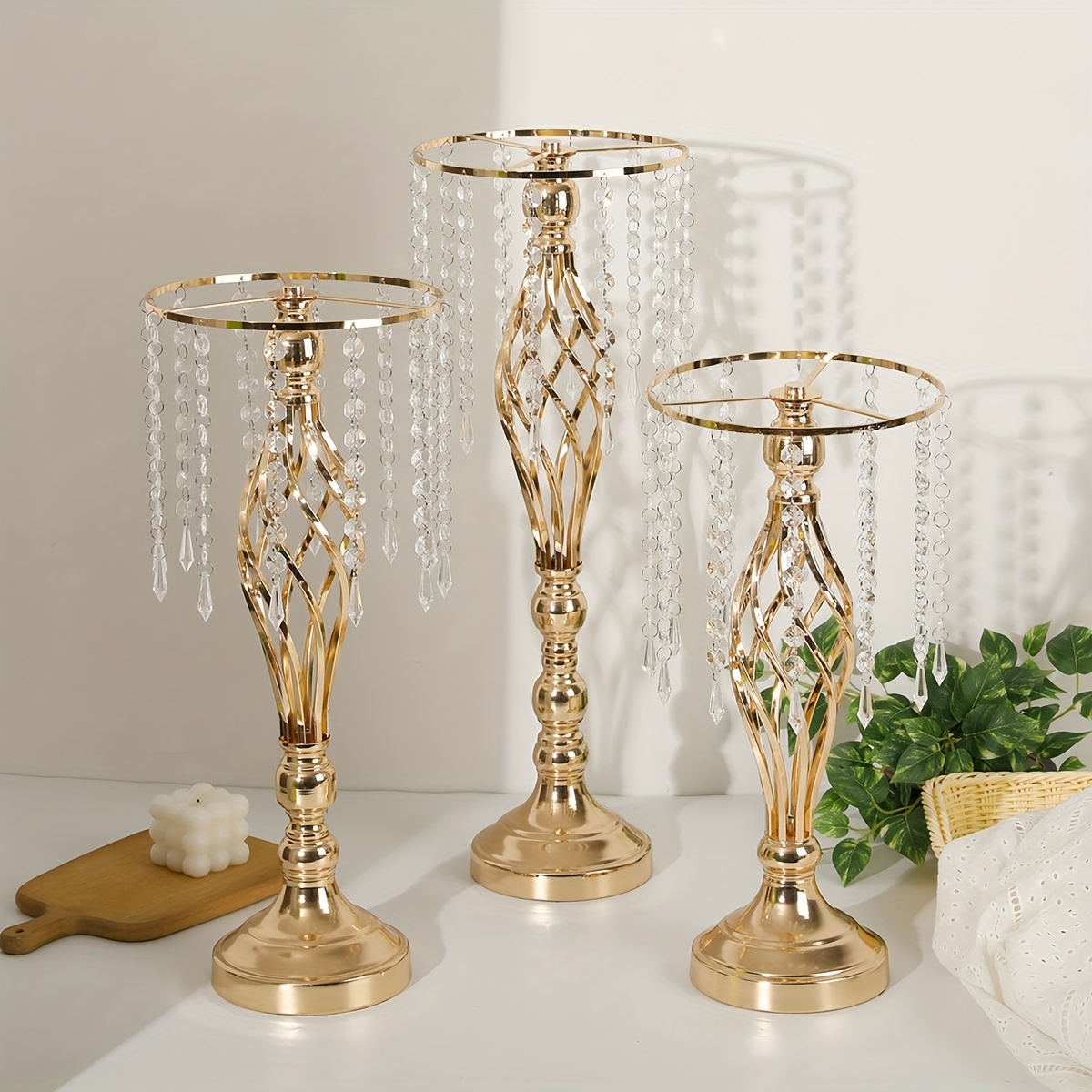 

1pc, Golden Flower Stand Wedding Flower Centerpieces For Tables, Crystal Vases Metal Floral Arrangement Stand For Wedding Reception Tabletop Party Decor