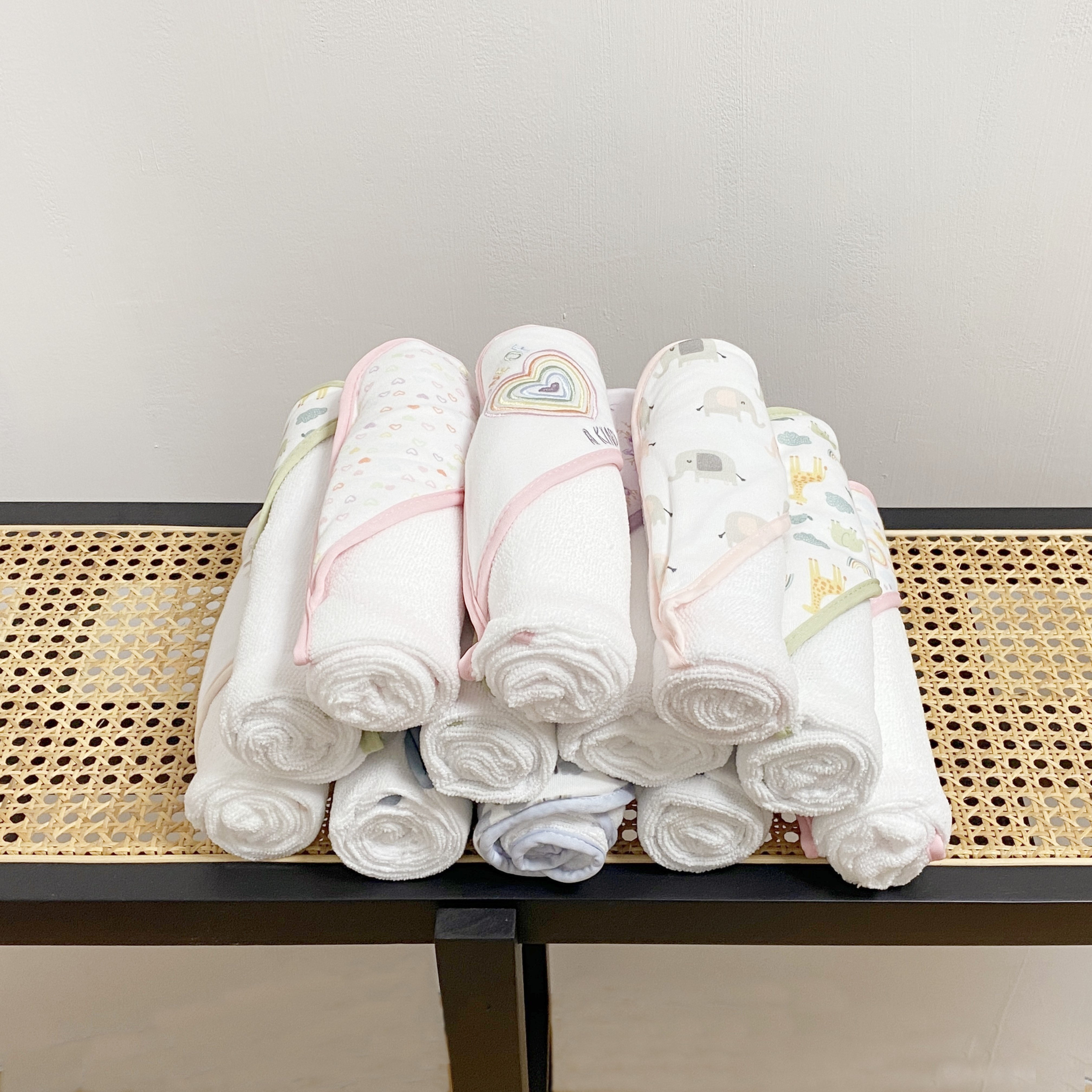 Bebamour Asciugamani con cappuccio indossabile per bambini, Asciugamano  assorbente, Dino – Giochi e Prodotti per l'Età Evolutiva