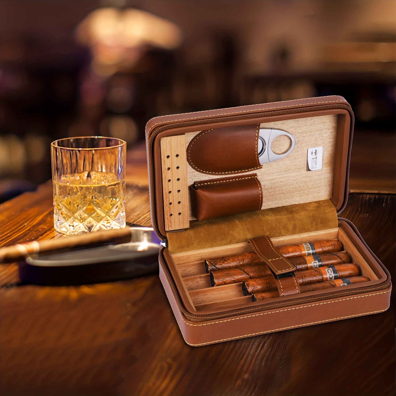 Humidor de puros, estuche de madera de cedro de cuero con encendedor de  puros y cortador de puros, caja de humidor de cigarros portátil de viaje  con