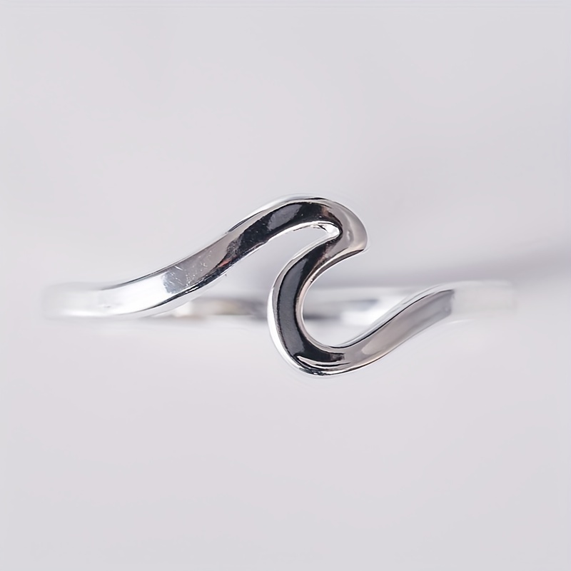 Simple clearance wave ring