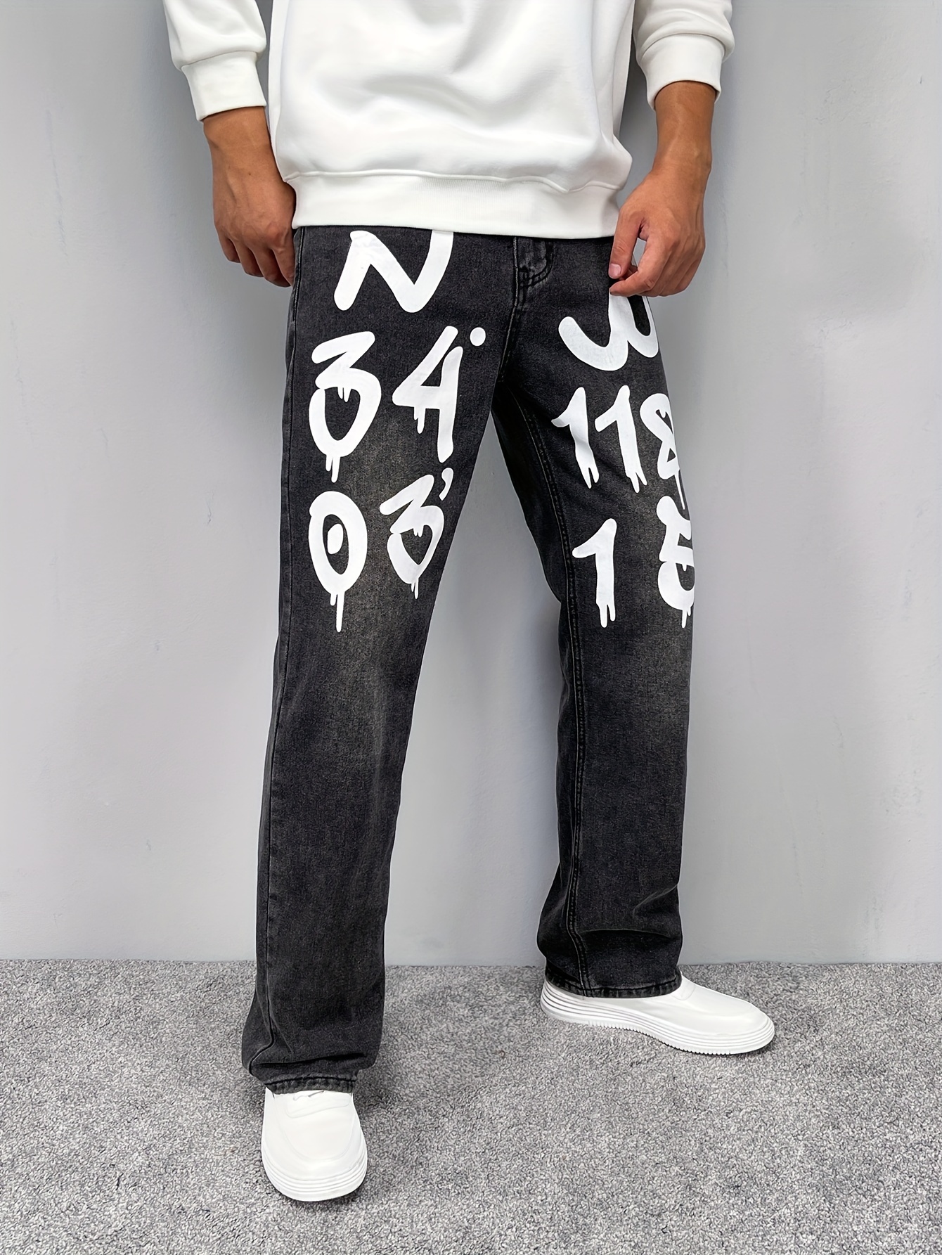 Men's loose straight jeans with graffiti print