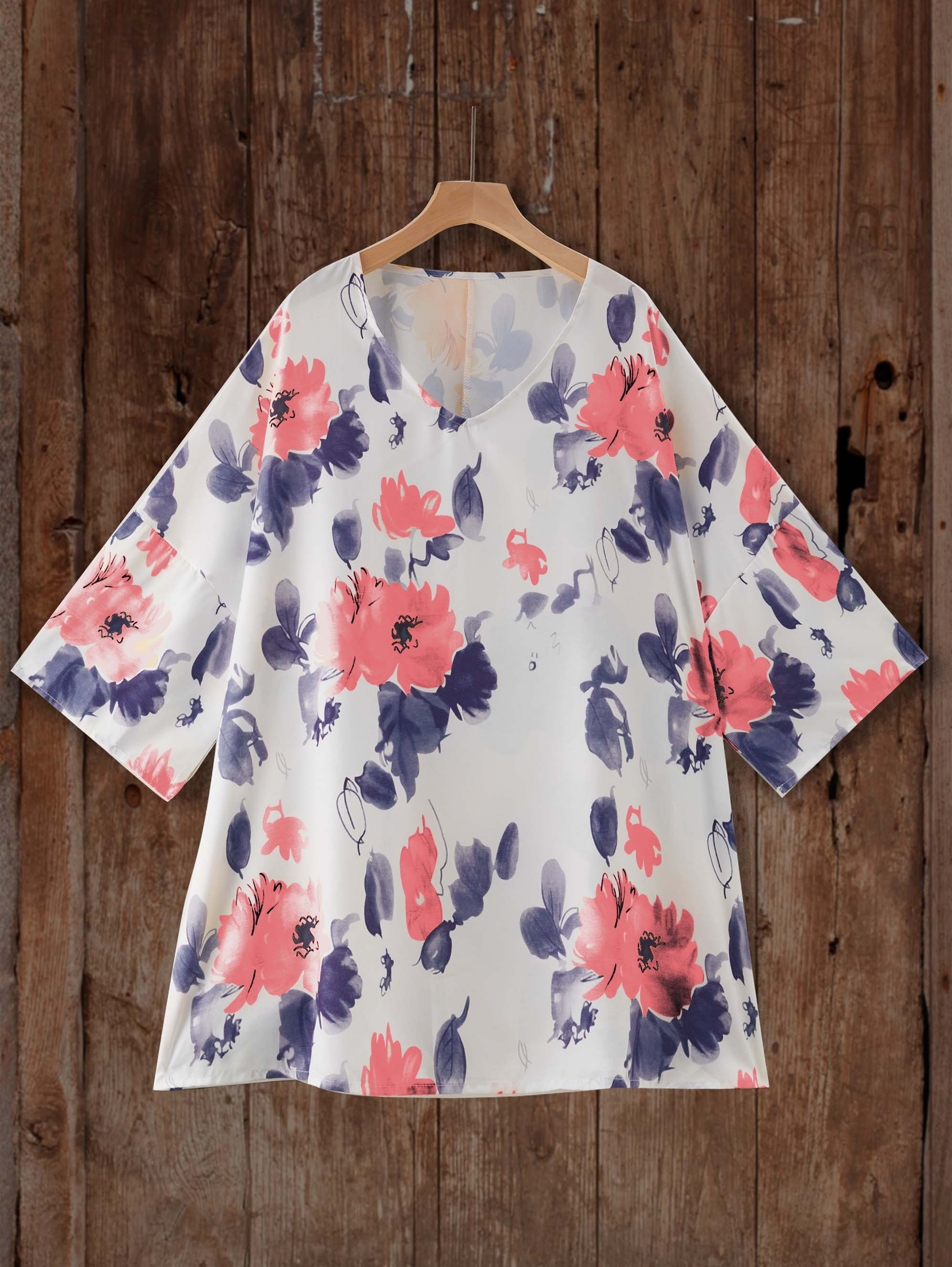 Women Tops Dressy Casual Plus Size Floral Tops for Women Short Sleeve Shirts  V Neck Ruffle Sleeve Fashion T-Shirts, Black, Small : : Clothing,  Shoes & Accessories