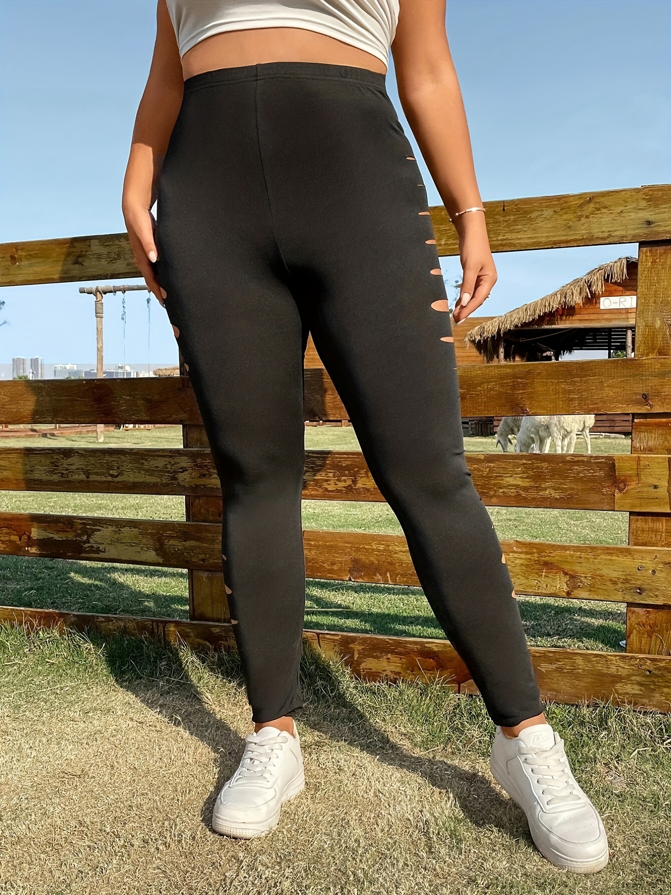 Mono B Womens Athletic Criss-Cross Cut Out Full Leggings - Brown - Small :  : Clothing, Shoes & Accessories