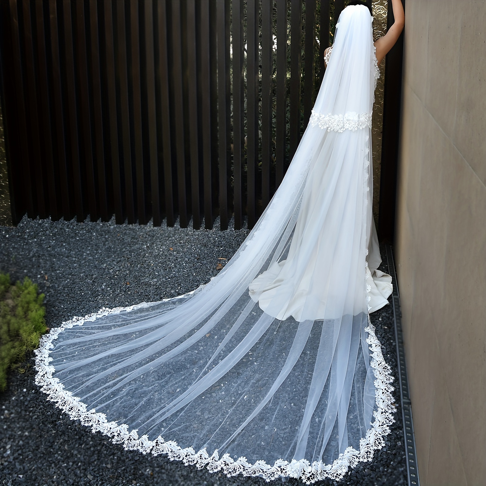 1pc Bridal Veil With Dreamy Pearl Layers And Golden Print, Wedding  Headpieces