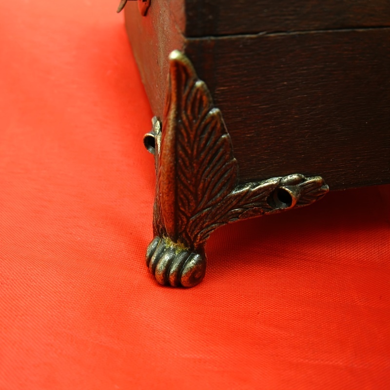 Vintage Brass Cabinet Trunk Table Corner Protectors Guard