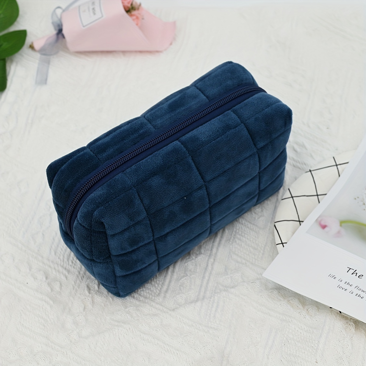 Ins Checkerboard Knitted Cosmetic Bag For Women Large-Capacity