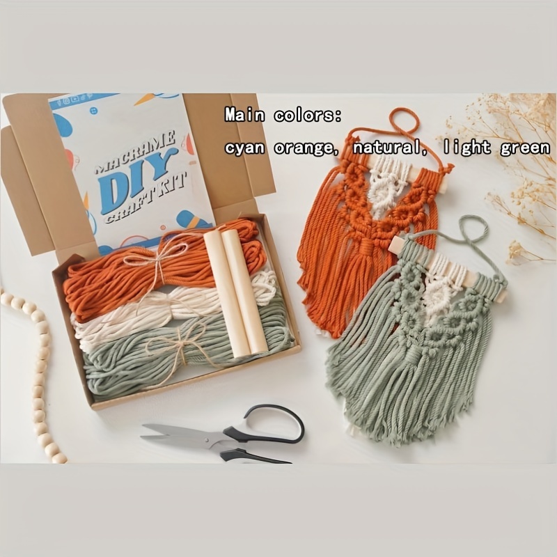 Beginner DIY Macrame Craft Kit. Macrame Wall Hanging Kit, Craft Kits for  Adults and Kids. DIY Boho Wall Decor. Macrame Tutorial Kit 