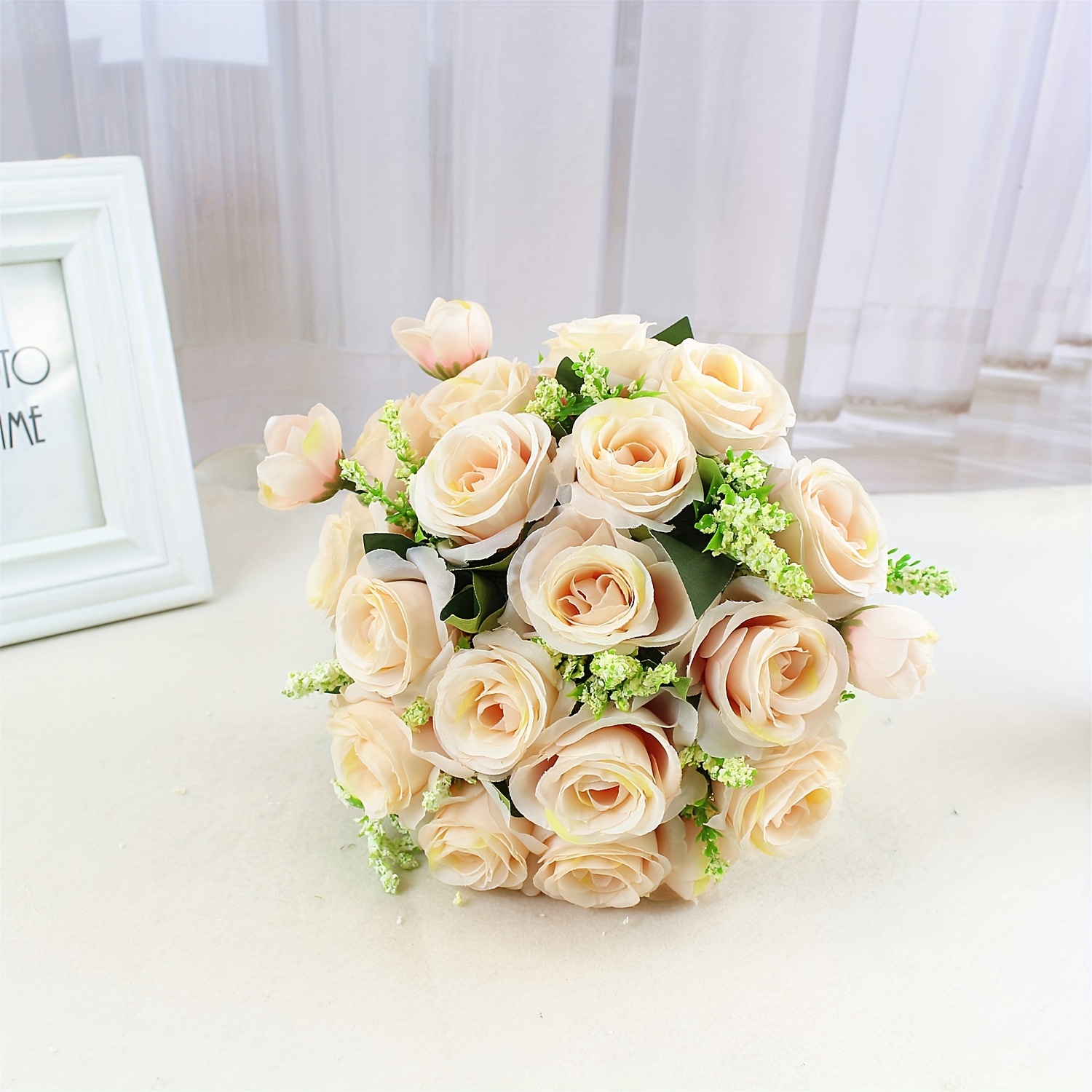 Miumaeov Artificial Wedding Bouquet, Bride Bridesmaid Bouquet Silk Flowers  with Diamonds Pearl for Home Office Parties Decoration Wedding Ceremony