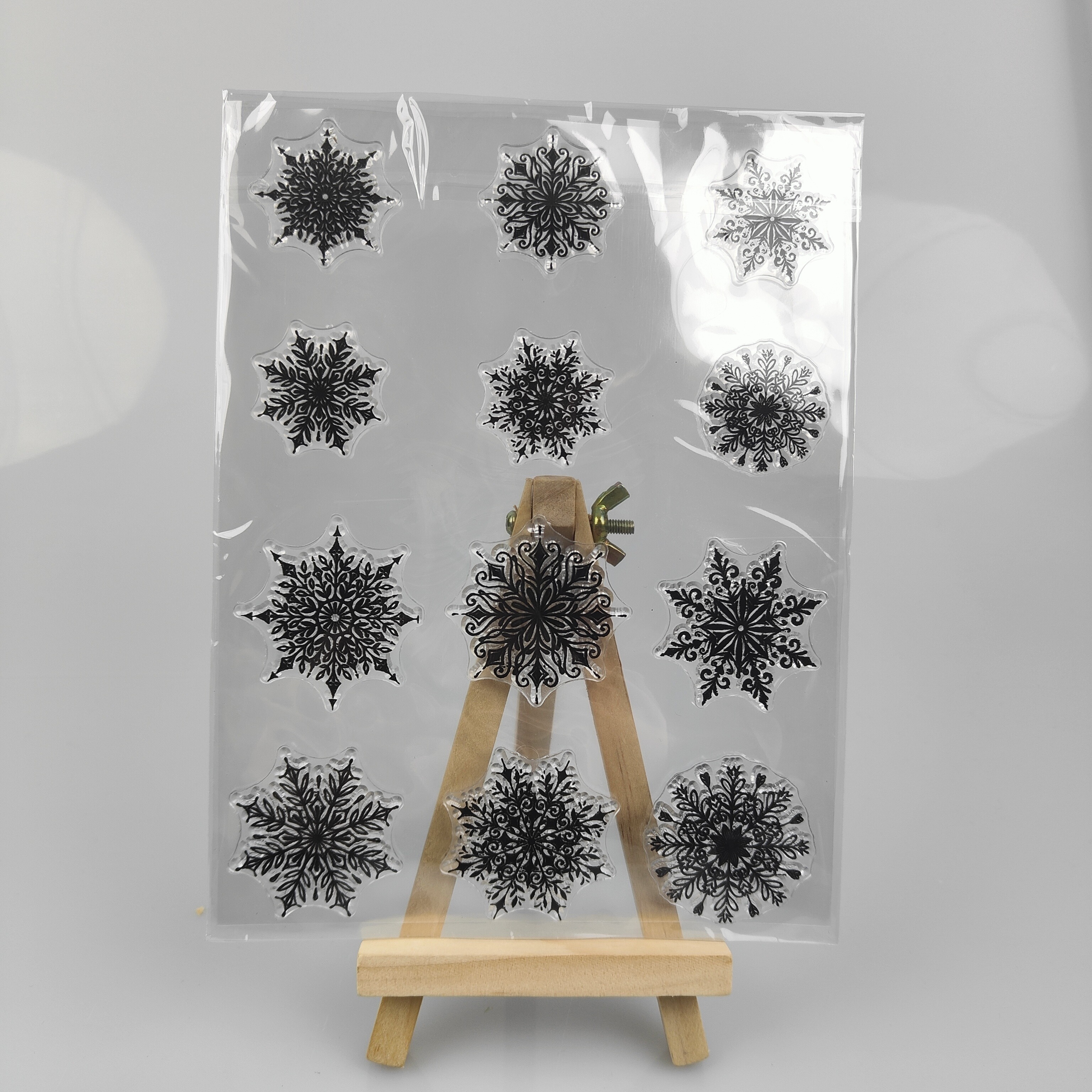 DIY Snowflake Stamps 