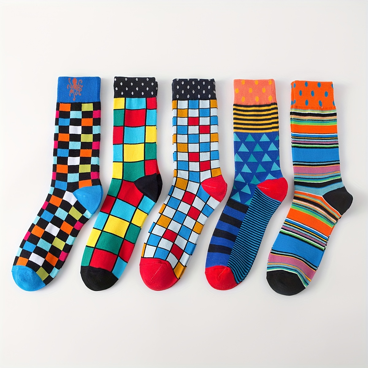 

5 Pairs Of Men's Trendy Colorful Geometric Pattern Crew Socks, Cotton Breathable Comfy Casual Unisex Socks For Men's Outdoor Wearing, All Seasons Wearing