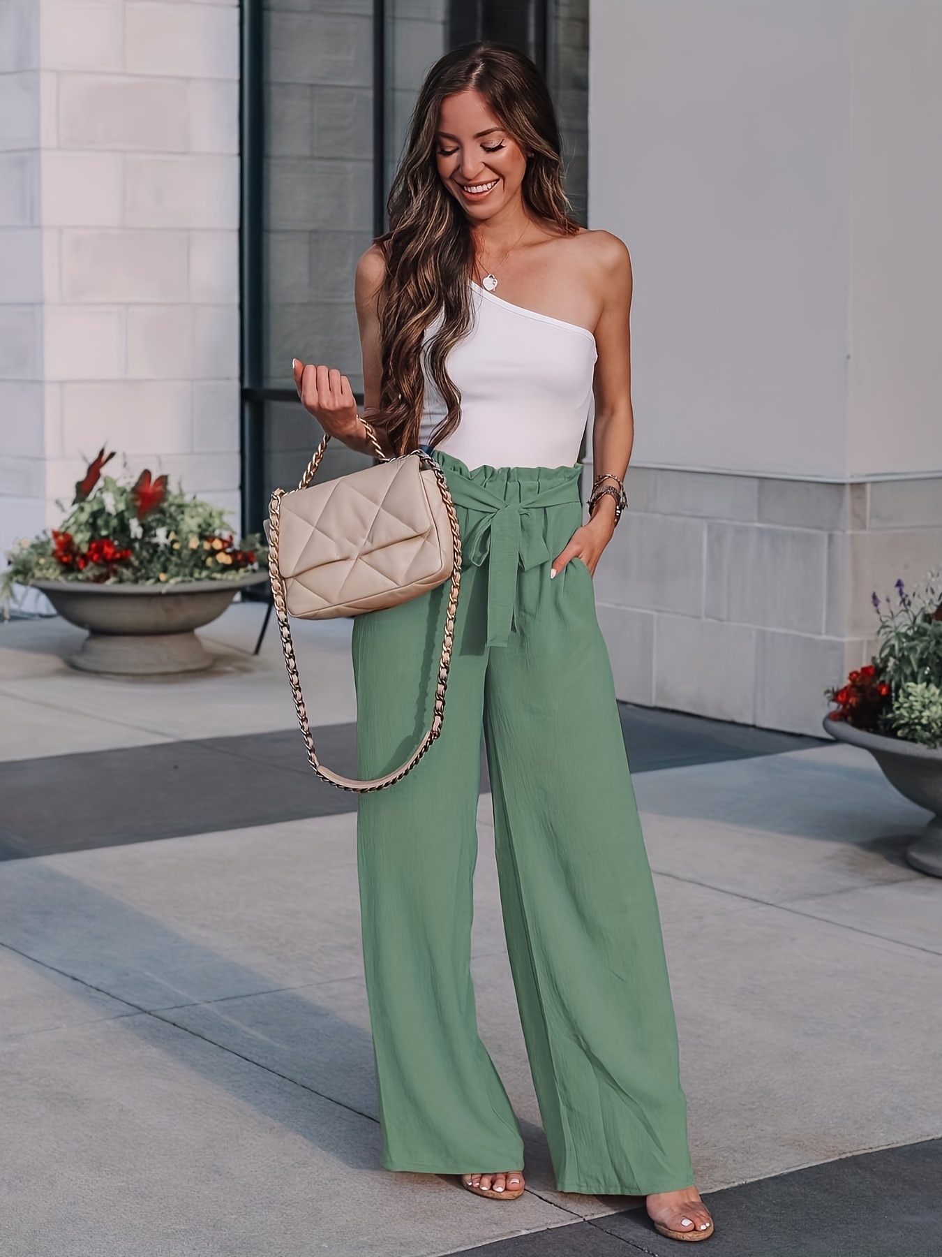 High Waisted Flare Leg Pants  Clothes, Casual outfits, Fashion outfits
