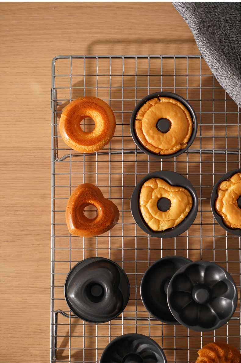 Moules À Donuts Antiadhésifs, 4 Pièces, Moules À Gâteaux En Tube Cannelé,  Mini Poêles À Pain, Outils De Cuisson De Cuisine - Temu Switzerland