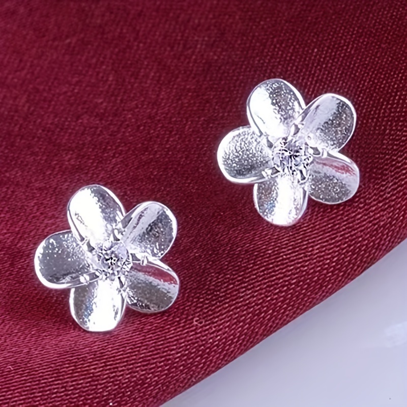 2pcs Silver Flower Stud Earrings Unisex