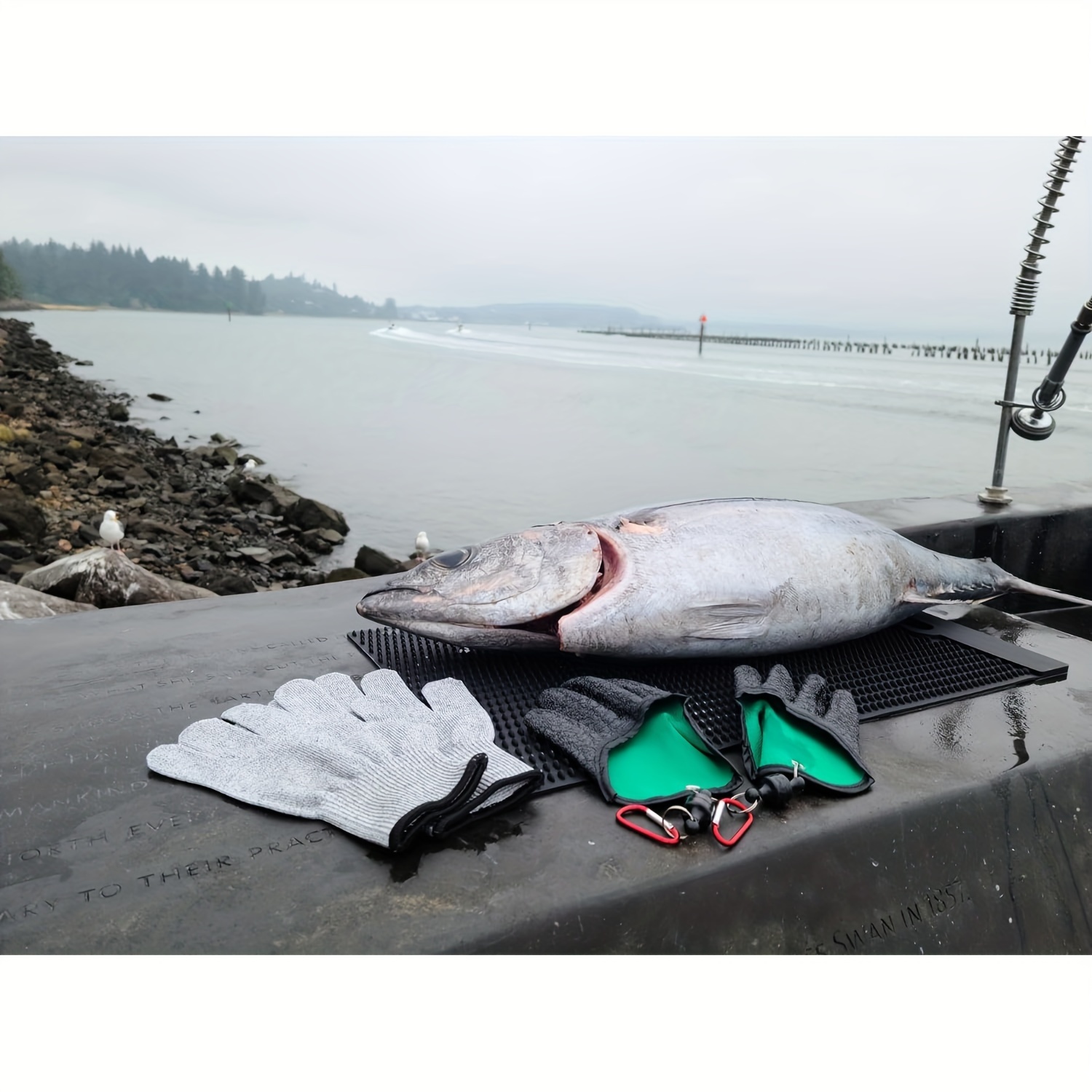 1pc Non-slip Fish Filleting Board, Heavy-Duty Rollable Bait Cutting Board,  Fish Cleaning Board, Fishing Accessories