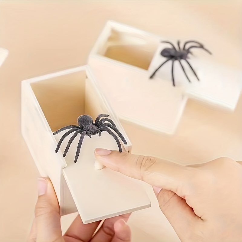 Boîte surprise d'argent d'araignée amusante, boîte de farce d'araignée en  caoutchouc, araignée fabriquée à la main dans la boîte farce Zh52