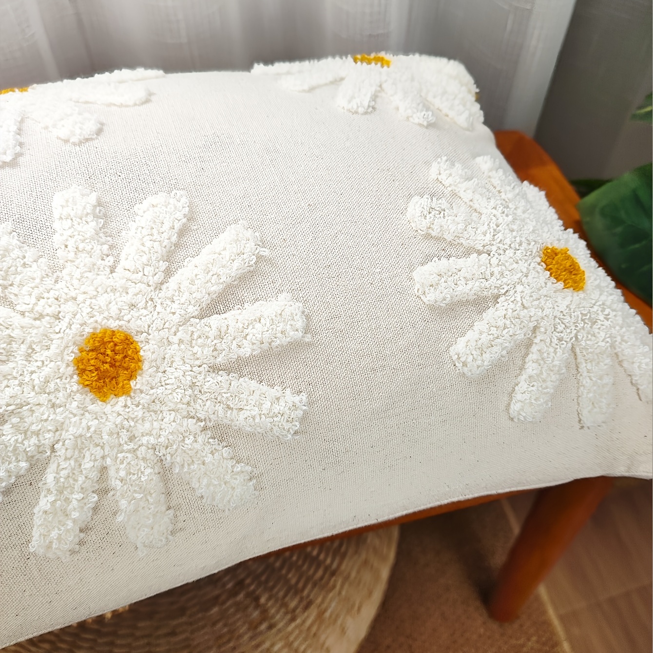 CUSHION COVER WITH FLORAL EMBROIDERY - STRAW