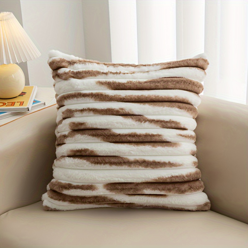 Room essentials 2024 plush pillow