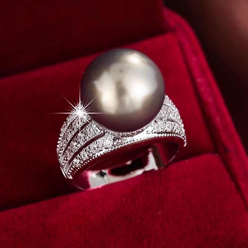 Image of Fashionable Wide-band For Women, Set With Synthetic Synthetic Zirconia
