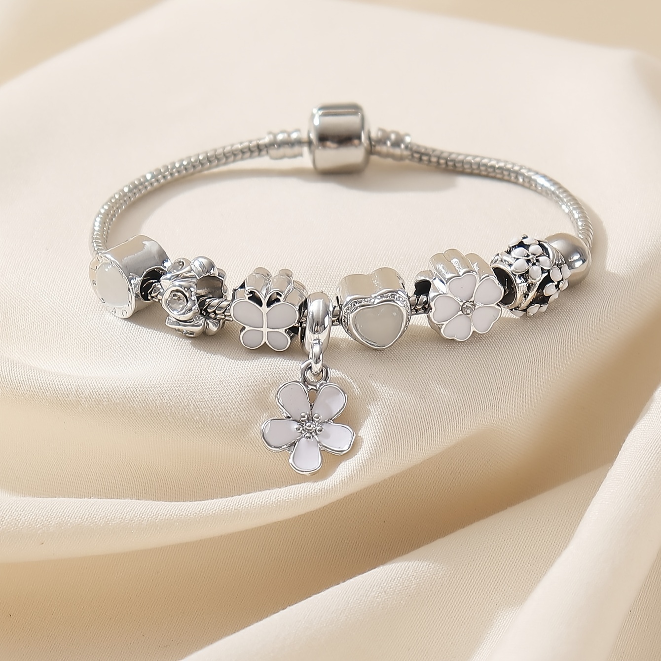 Bracelet perles de fleurs