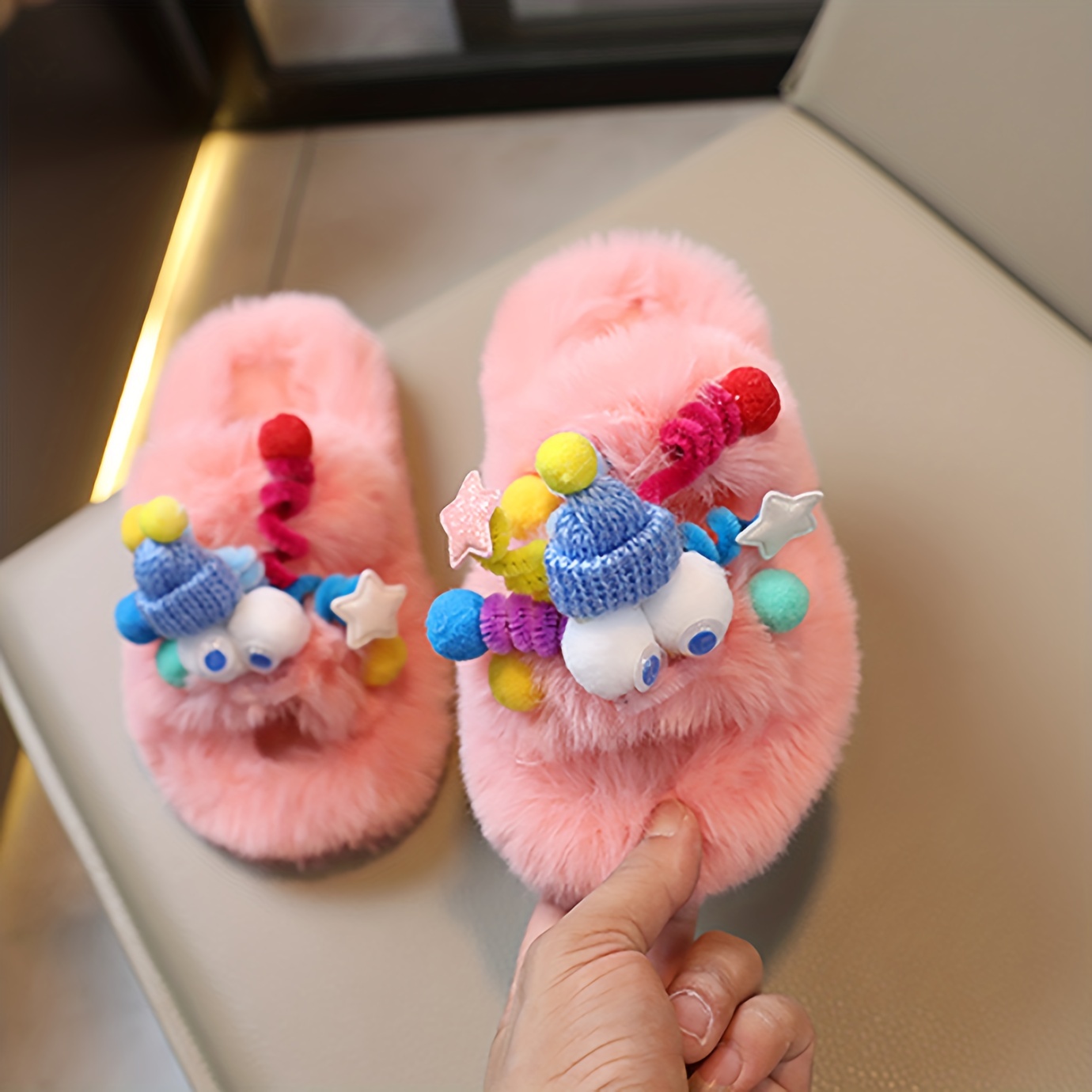 Little girls house discount slippers