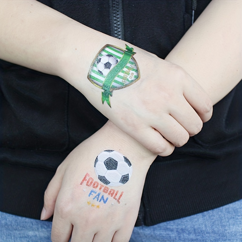 Tatuaggi per Bambini Calcio 10 Fogli Tatuaggi Luminosi per Bambini,  Tatuaggi Temporanei Bambini, Tatuaggi Bambini Gadget Compleanno,  Impermeabili