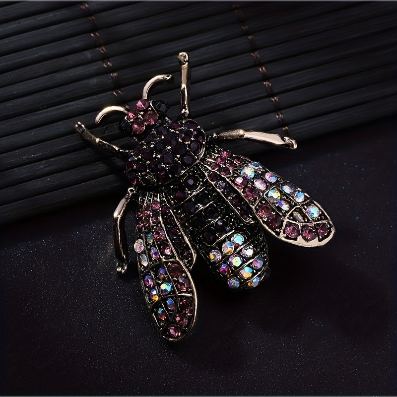 Lovely Bee Brooch Pin For Women Clothes - Temu