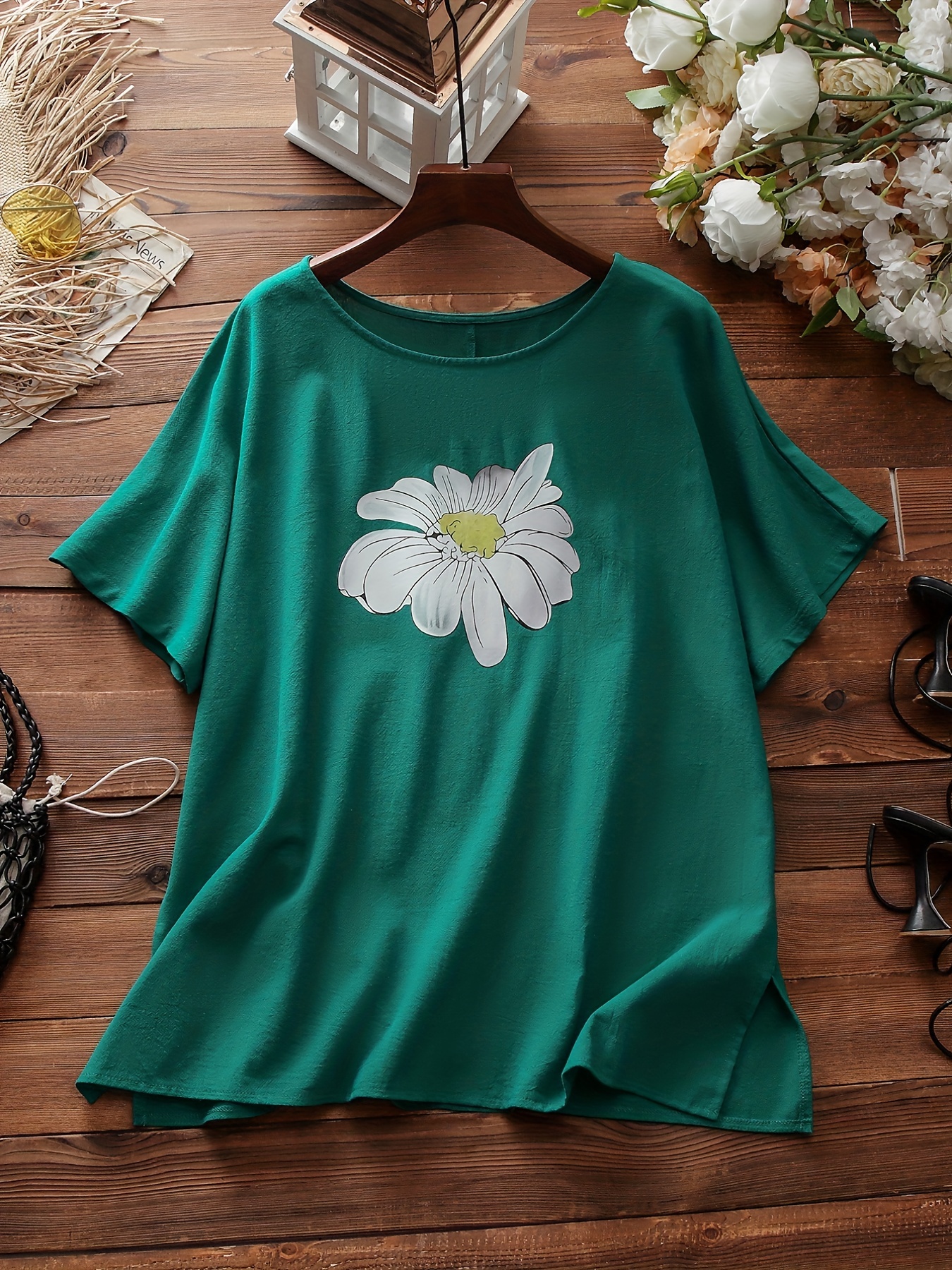 Camiseta mujer manga corta estampado en verdes en plantas