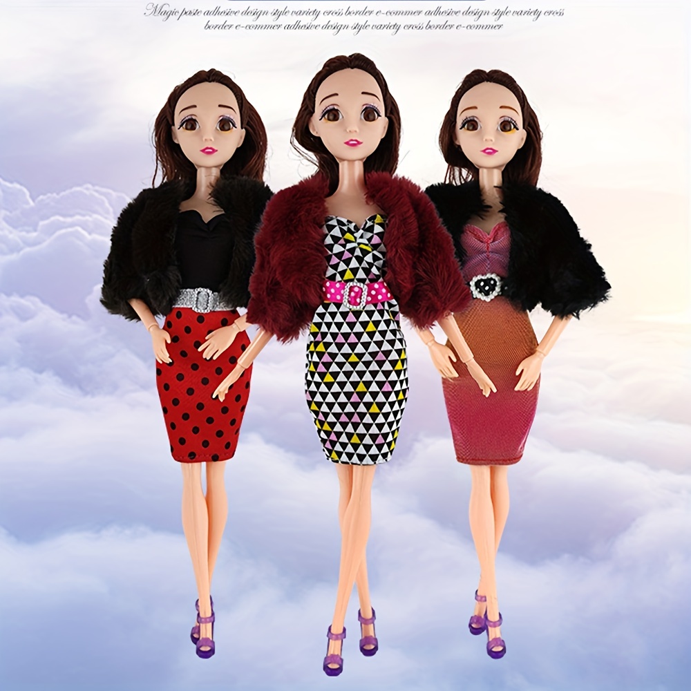 Barbie Be a Fashion Designer Dress Up Toy Kit, 5 Dresses at