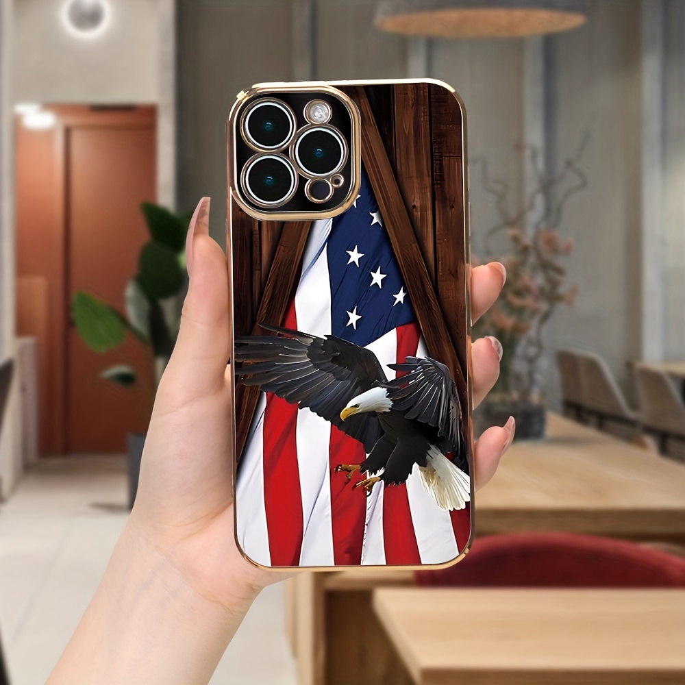 

Show Your Patriotism With This American Bald Eagle Fluttering Flag Phone Case - Fits 14/13/12/11 Plus Pro Max!