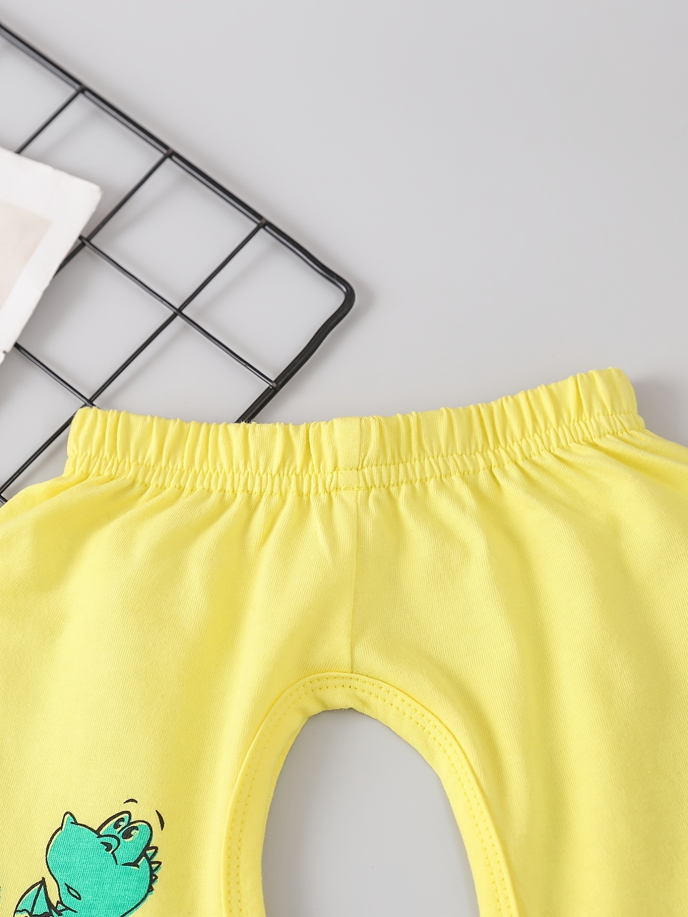 Ready】🌈 Baby cotton thin open crotch pants 1 baby boys and girls wear  capri pants shorts summer pajama pants loose 3 years old | Lazada.vn