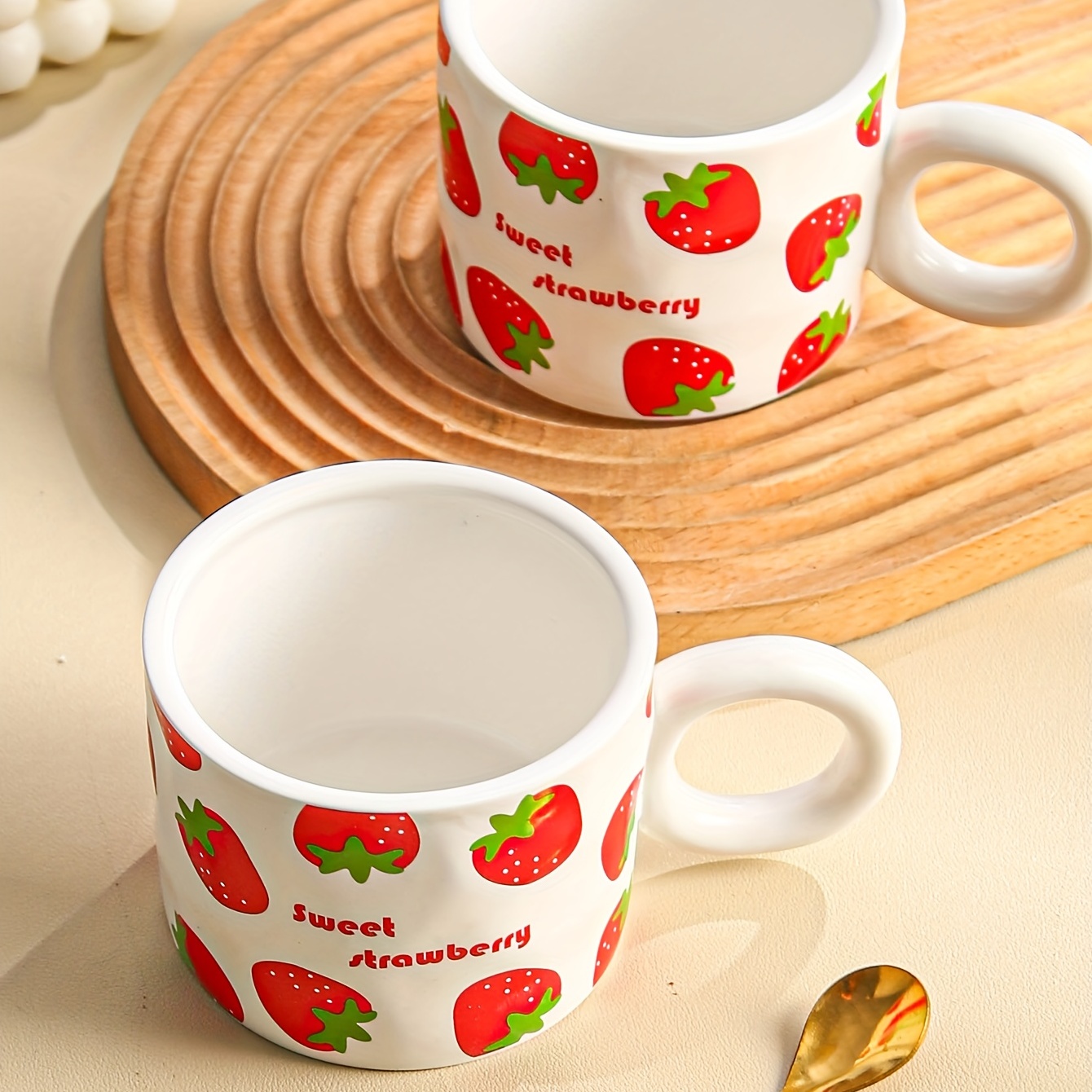 Strawberry shape Coffee mug Ceramic cup cartoon Breakfast