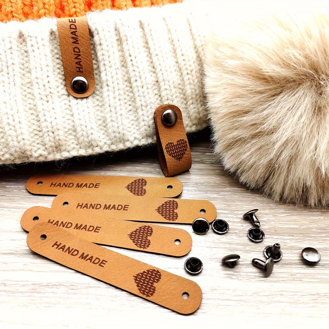 Personalizable Leather Label Crochet Hook Mod. HMG - Leather Handmade  Labels for Hand Made Crafts, Veg Tanned Leather Tags (Customized Text - 30  Pieces)