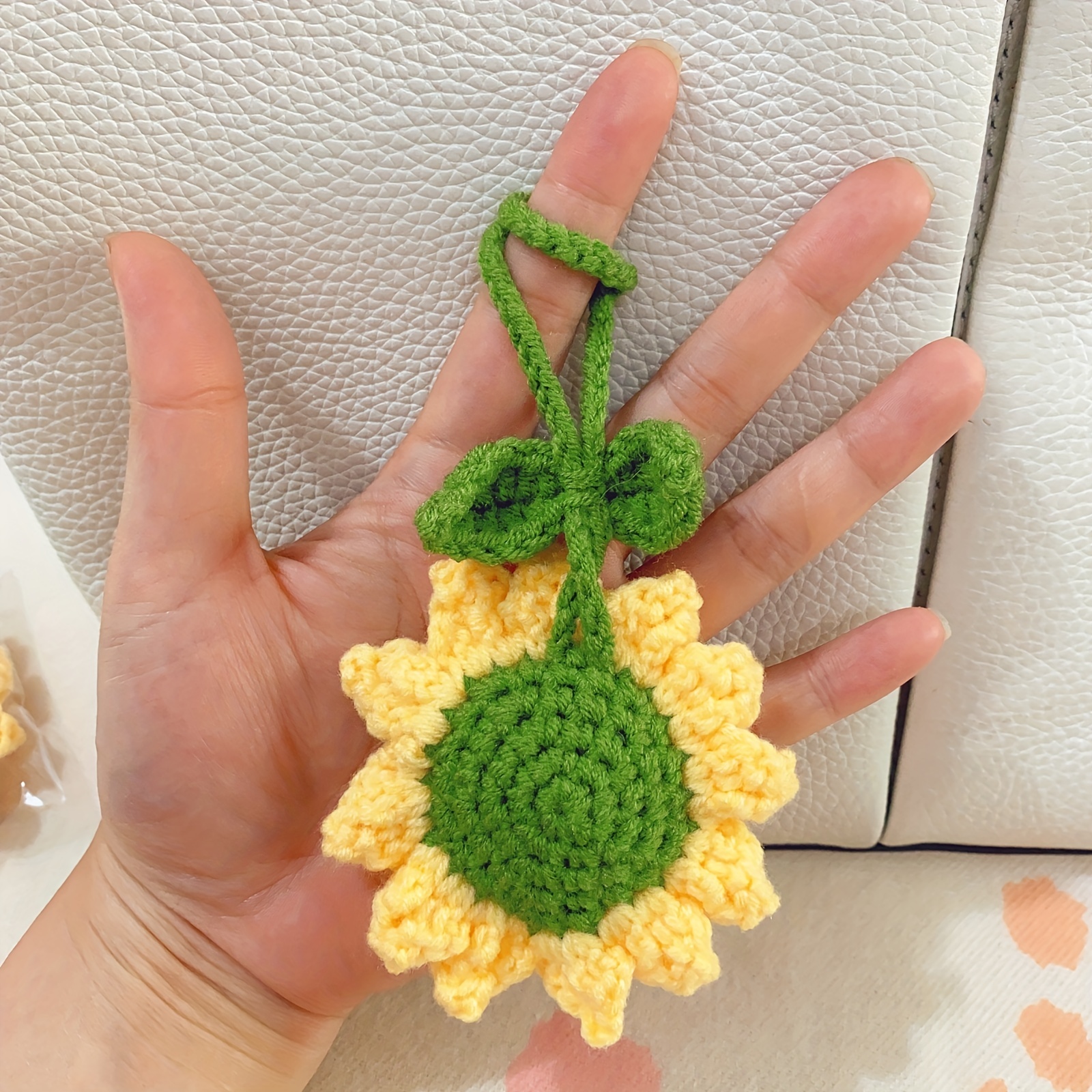 Handmade Knitted Flower Keychain Keyring For Women Girl