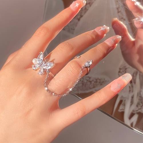 1 sparkling 1 ring in adjustable ring suitable for delicate jewelry as a gift for women