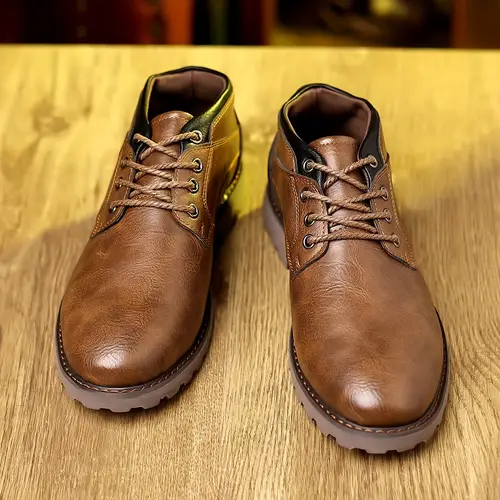 야외용으로 튼튼하고 미끄럼 방지가 되는 레이스업 슈즈와 함께하는 남성용 레트로 스타일 발목 부츠