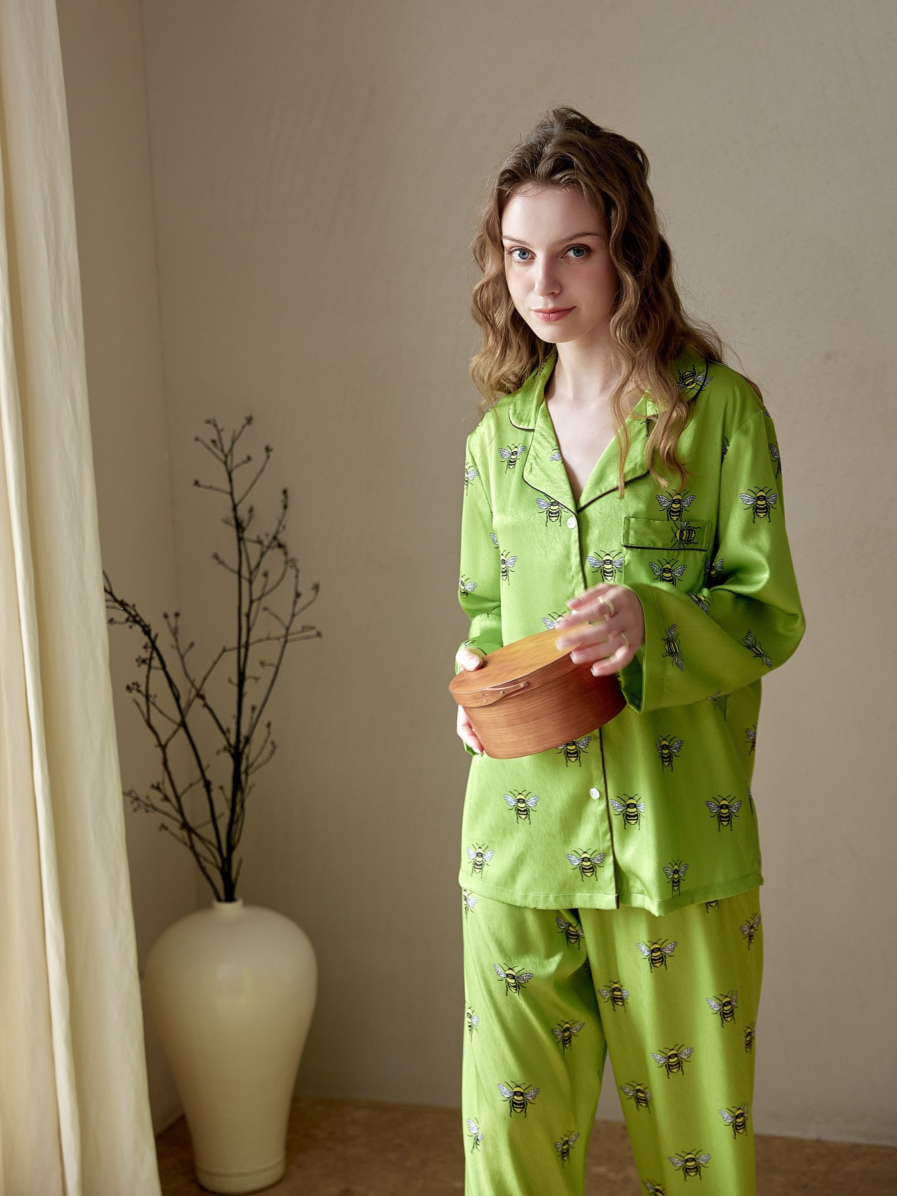 Bee print 2024 pajamas