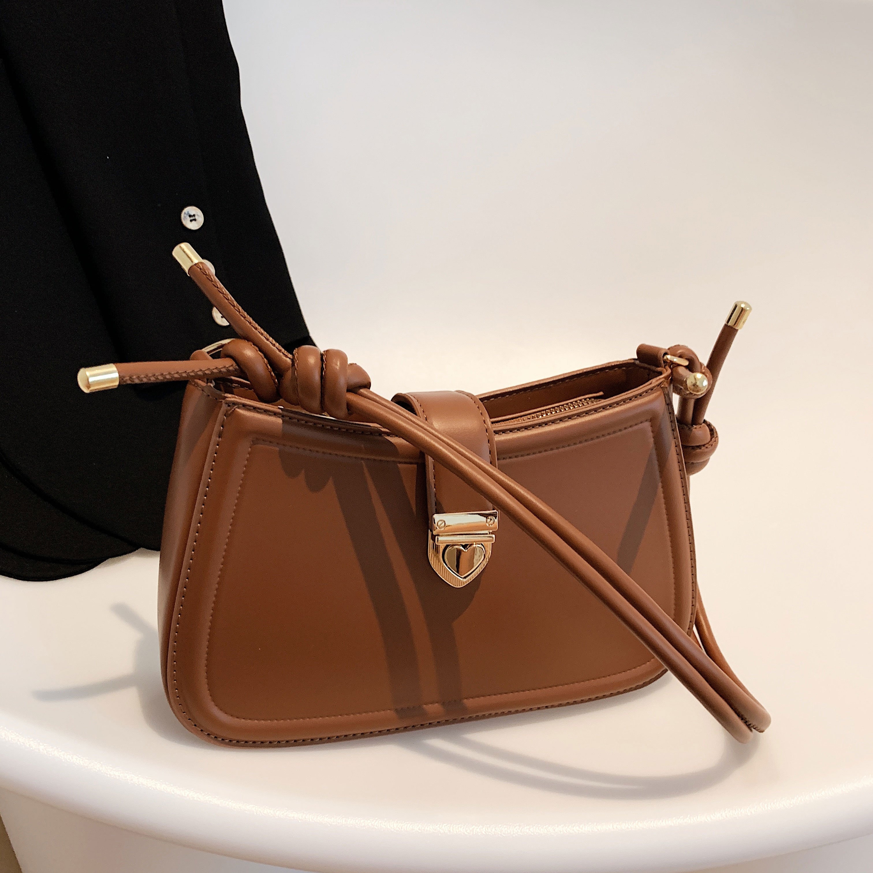 Retro Love Lock Crossbody Bag, Solid Color Shoulder Bag, Simple Handbag &  Purse For Women - Temu