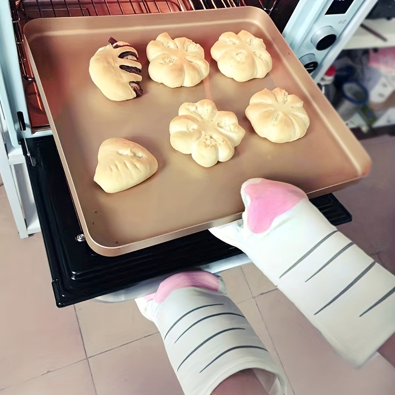 Cartoon Oven Mitts, Food Grade High Temperature Resistant Silicone