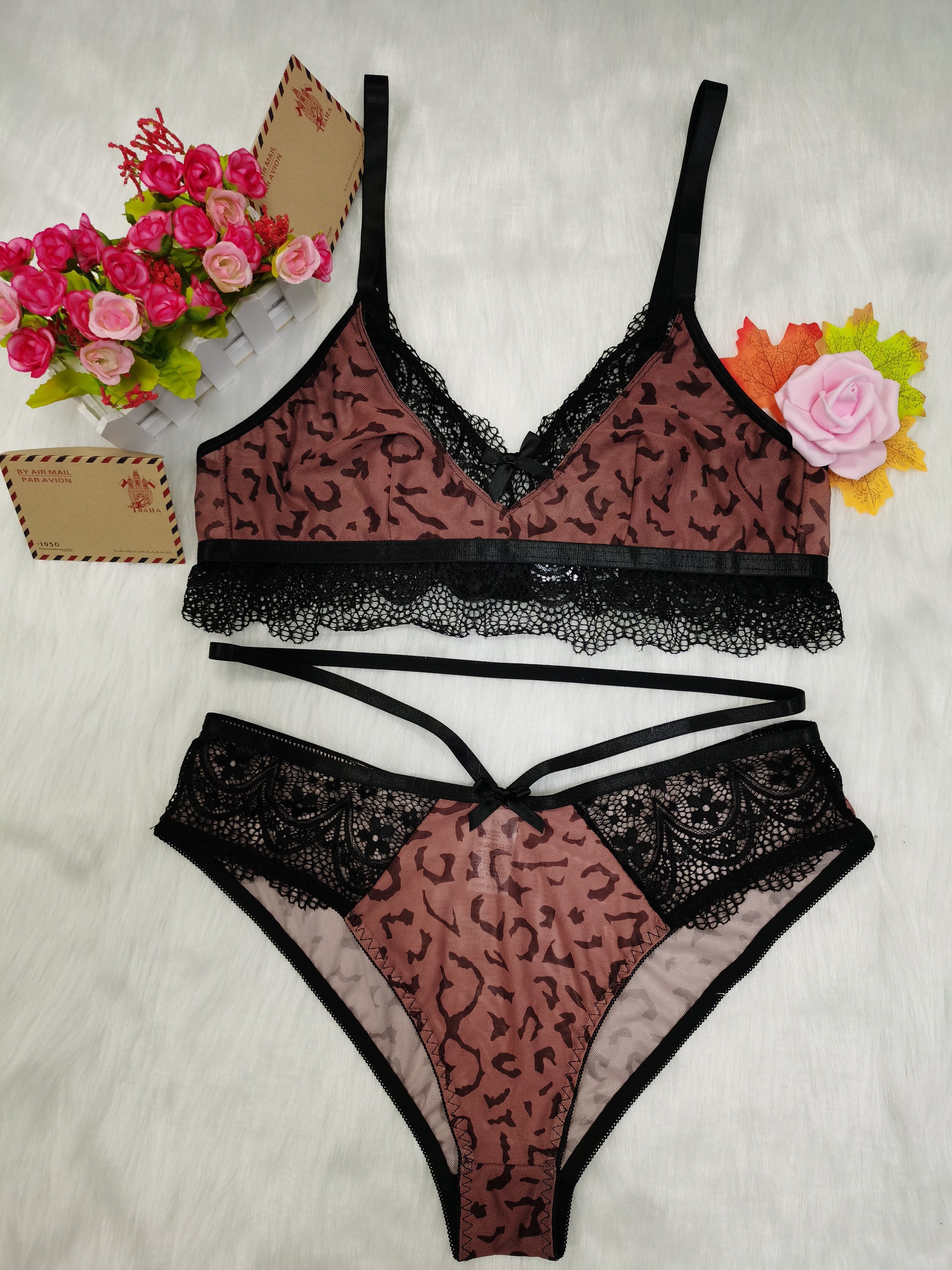Plus Size Erotic Lingerie Set, Women's Plus Leopard Print Contrast Lace  Scalloped Trim Bra & Panty Lingerie 2 Piece Set