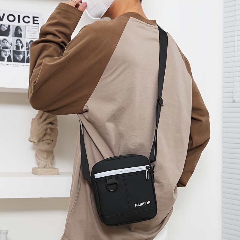 Men Letter Graphic Crossbody Bag Fashion Style