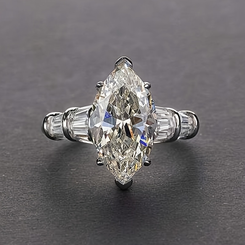 

Bague en plaqué argent avec étincelante incrustée en d'œil de cheval, bagues de fiançailles/mariage, bijoux de luxe