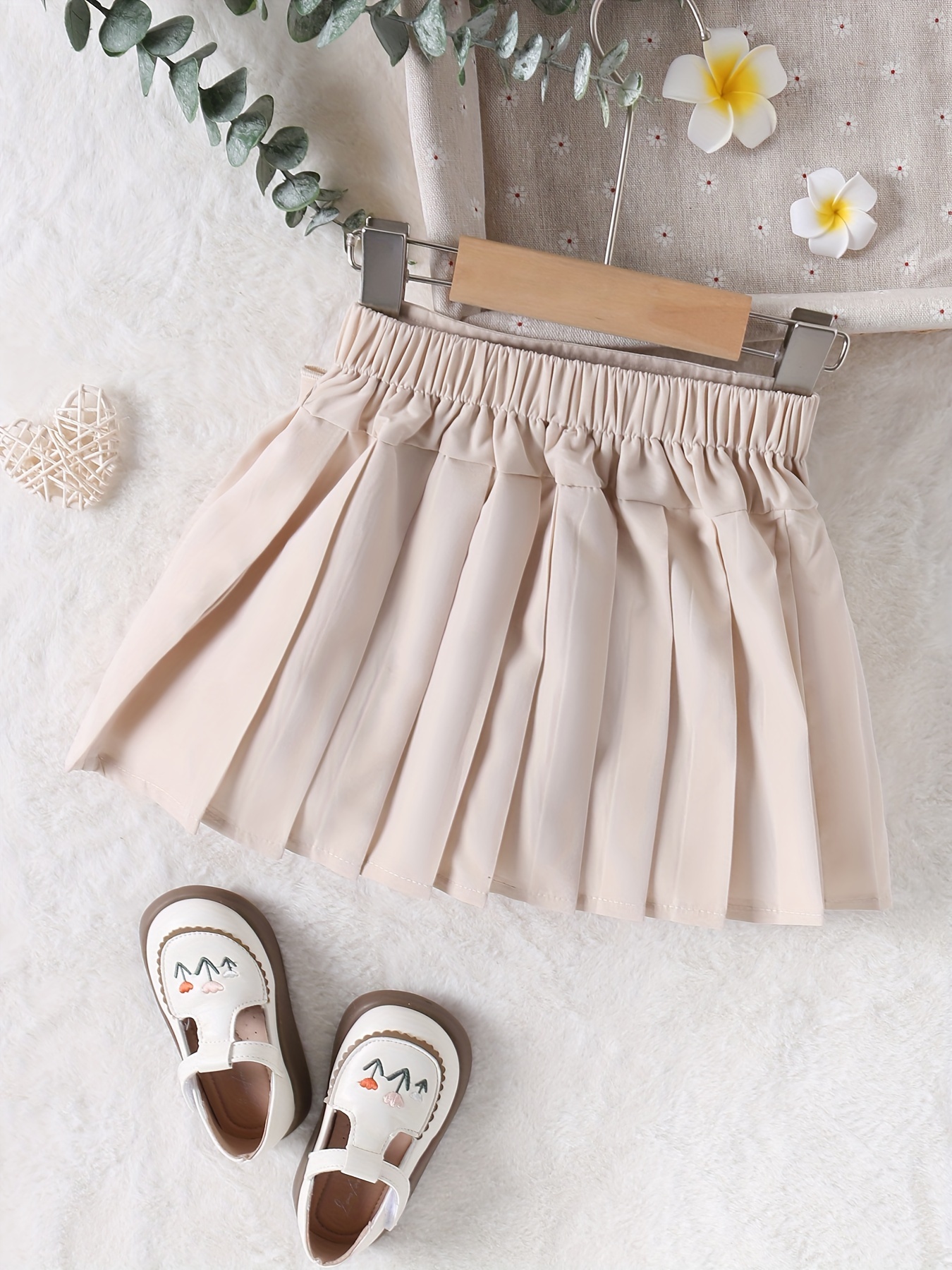 White pleated cheap skirt toddler