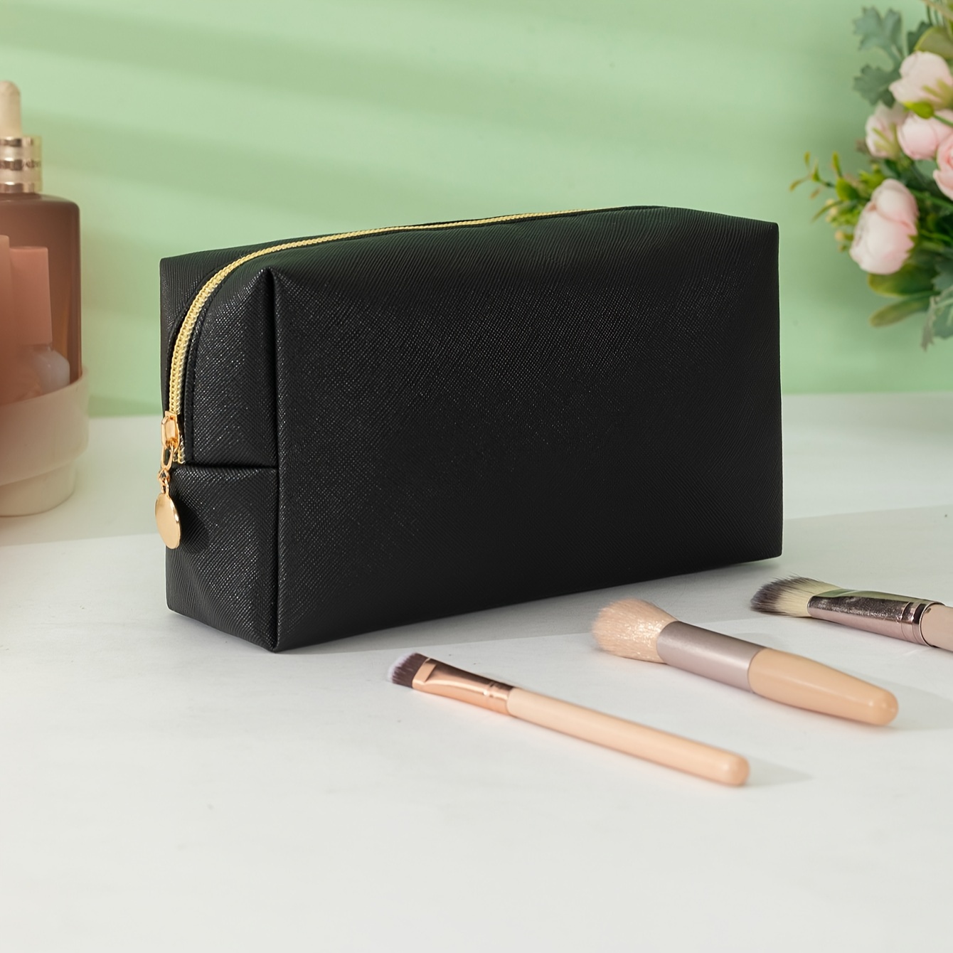 

Black Makeup Bag, Travel Zipper Cosmetic Pouch, Versatile Waterproof Pu Toiletry Organizer For Women And Men Gift