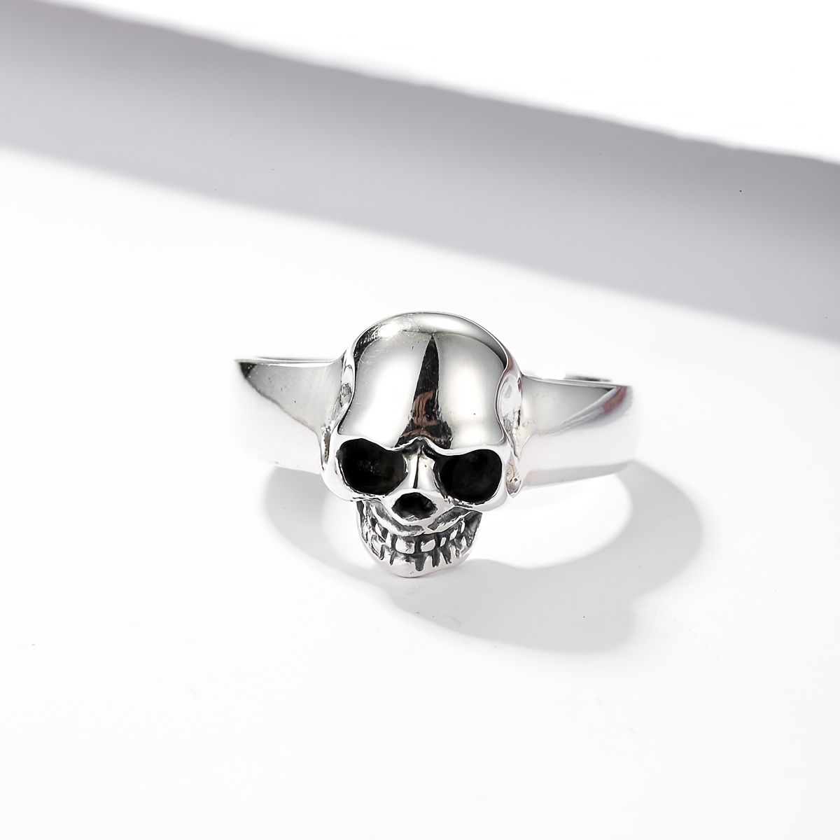 925 Sterling Silvery Vintage Skull Head Ring for Men