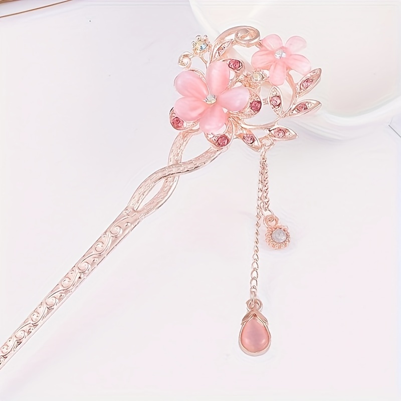 1pc vintage floral hairpin elegant ethnic wedding party everyday hair accessory floral hair clip with delicate chains for women bridal   floral hairpin for updos   hairstyles Product details 1