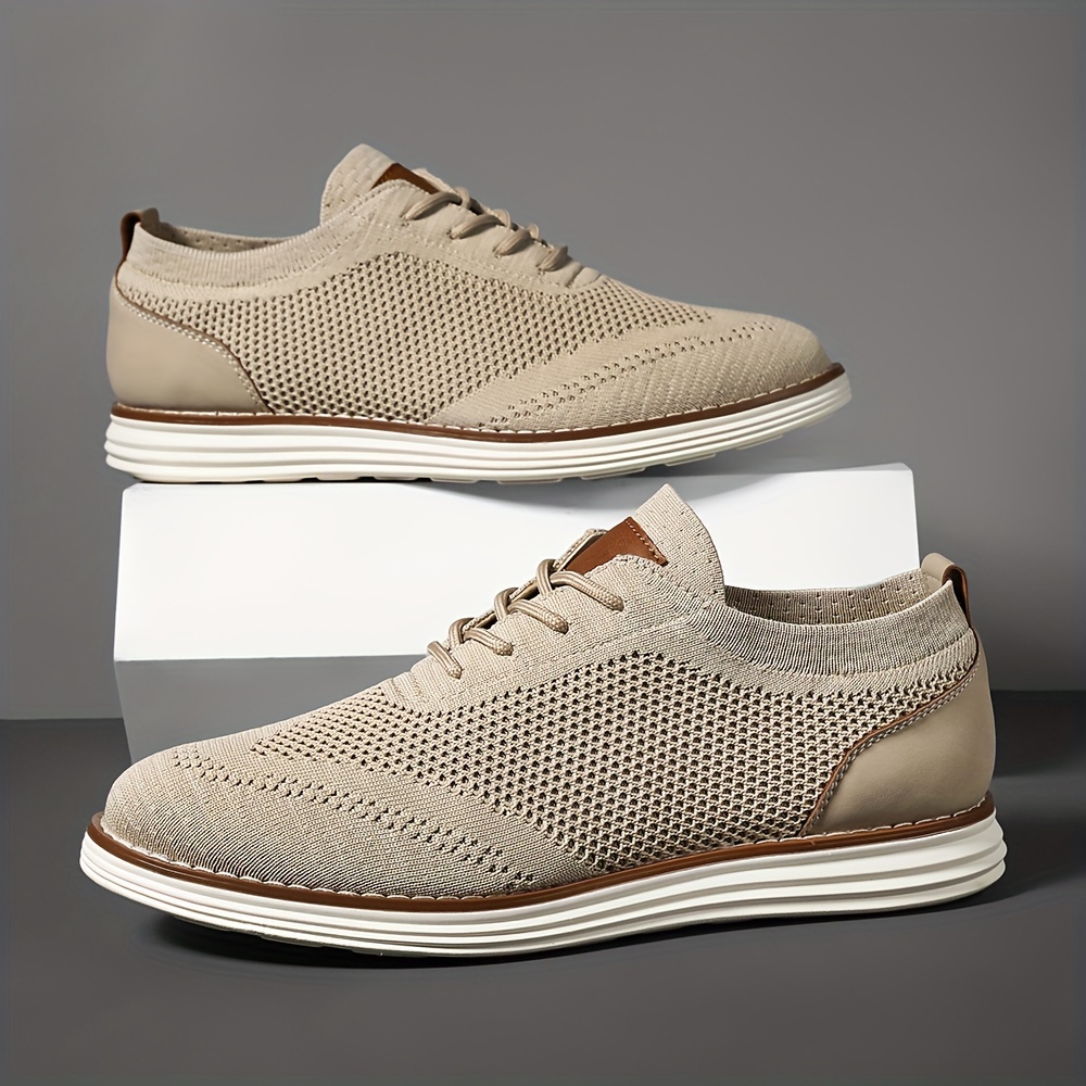 Men's Lightweight Sneakers - Athletic Shoes - Breathable Lace-ups