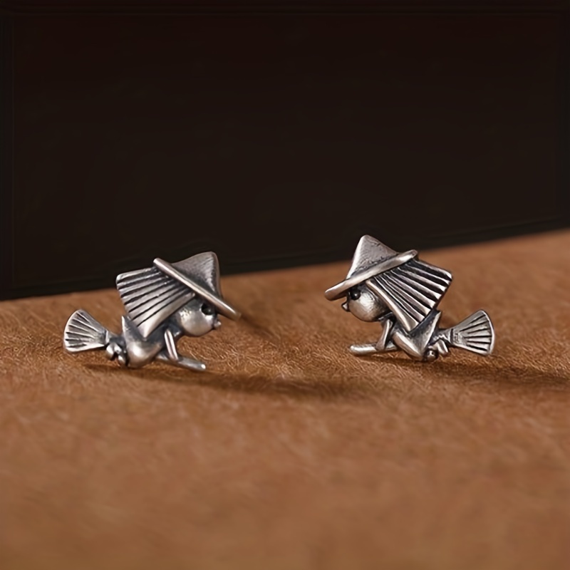 Antique Retro Men's Matte Witch Earrings